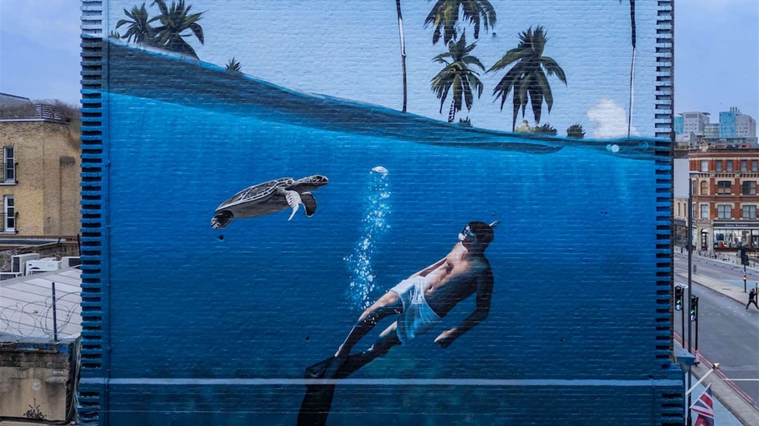 Sandals mural by Global Street Art.